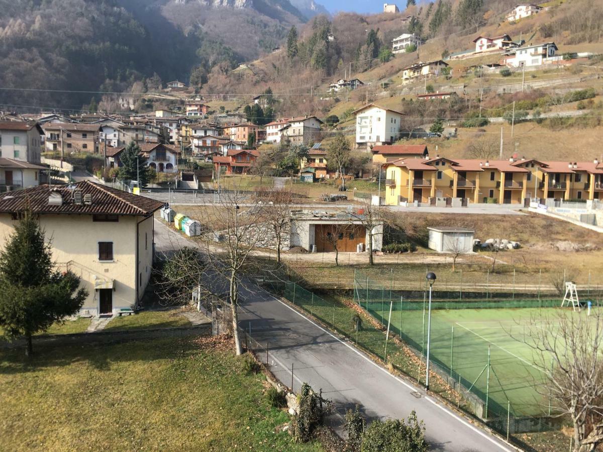 Albergo Al Lago Anfo Exterior photo